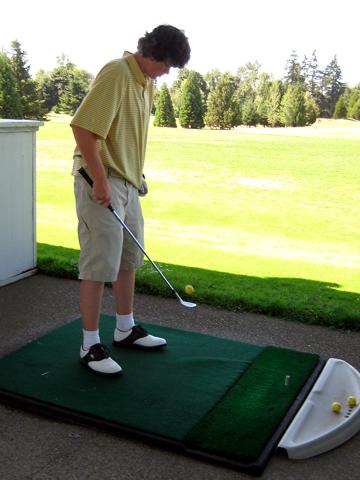 Bouncing a ball at the driving range - July 10, 2008